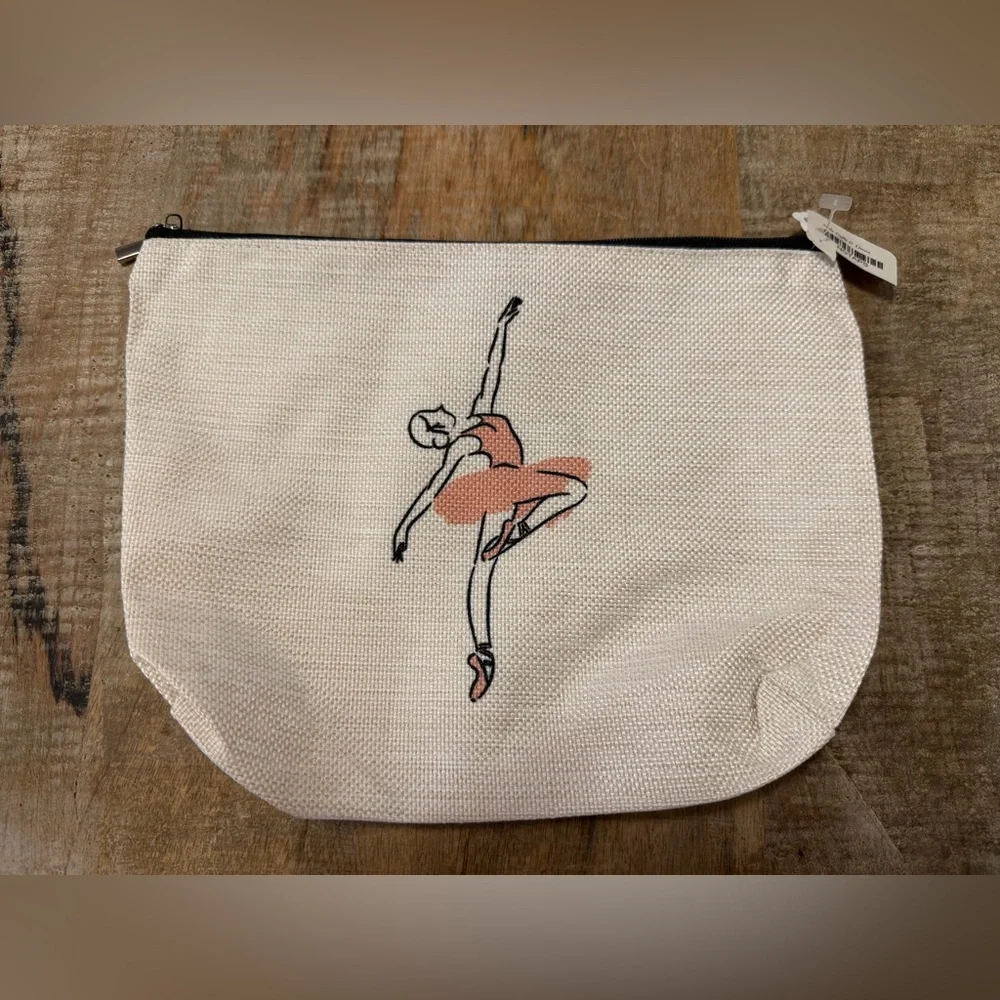 NWT Ballerina pouch with zipper